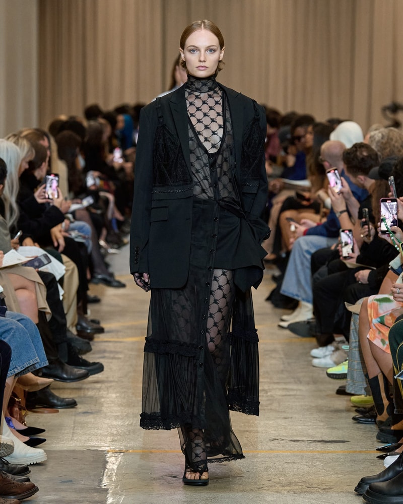 Burberry 2023ss show runway Riccardo Tisci