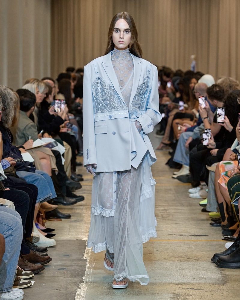 Burberry 2023ss show runway Riccardo Tisci