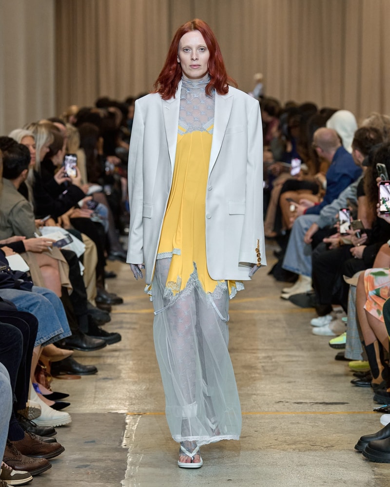 Burberry 2023ss show runway Riccardo Tisci