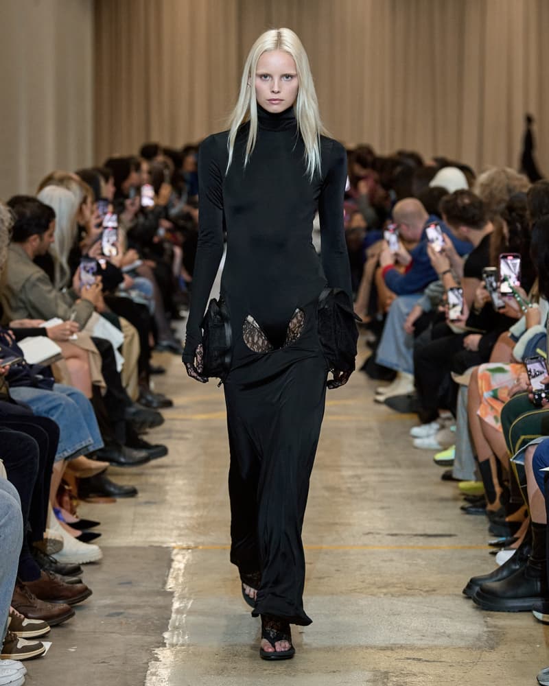 Burberry 2023ss show runway Riccardo Tisci