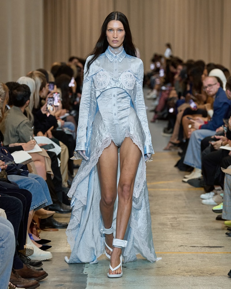Burberry 2023ss show runway Riccardo Tisci