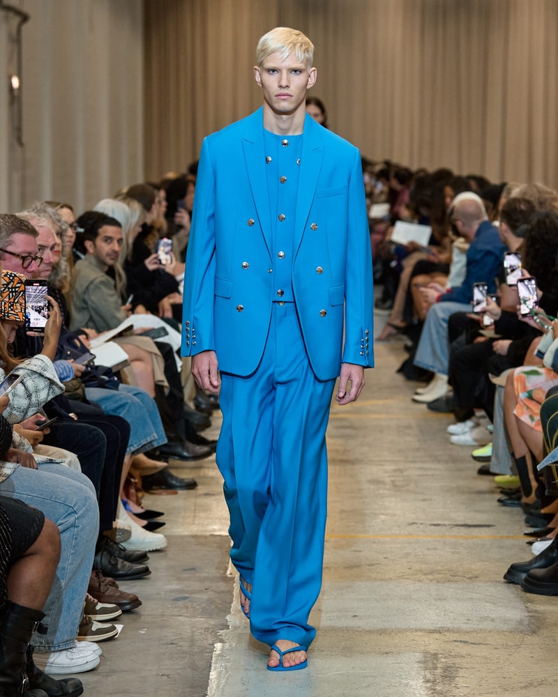 Burberry 2023ss show runway Riccardo Tisci