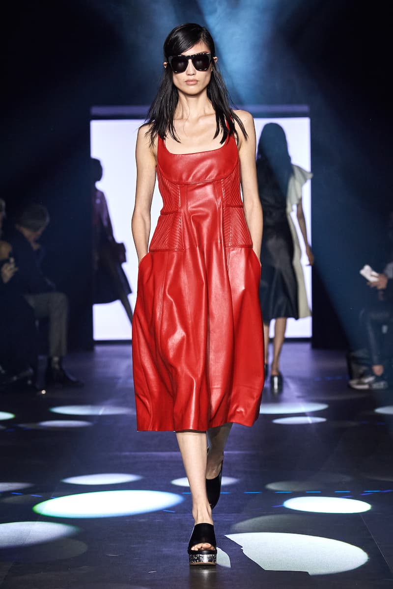 Chloé paris pfw 2023 ss Gabriela Hearst runway show detail