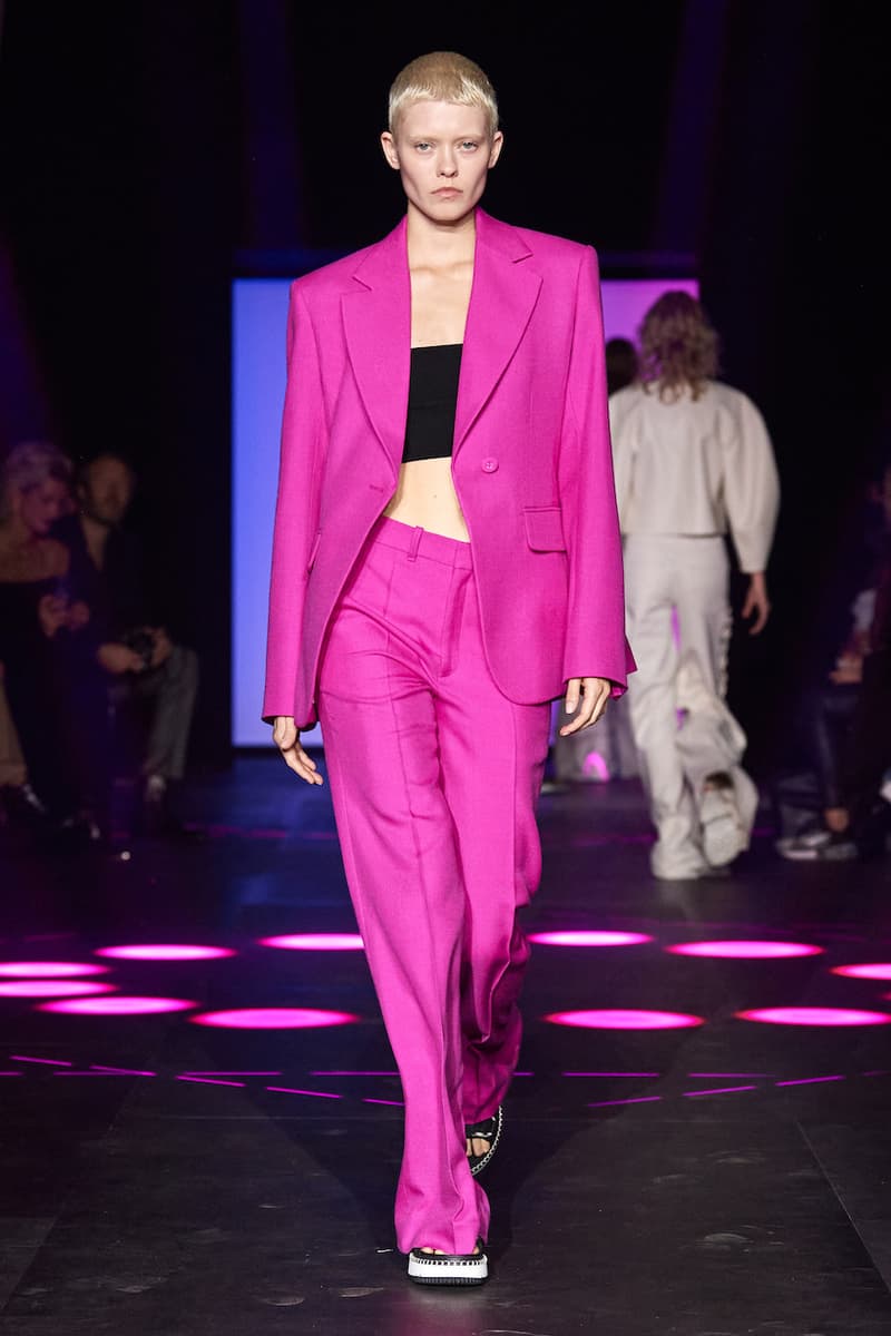 Chloé paris pfw 2023 ss Gabriela Hearst runway show detail