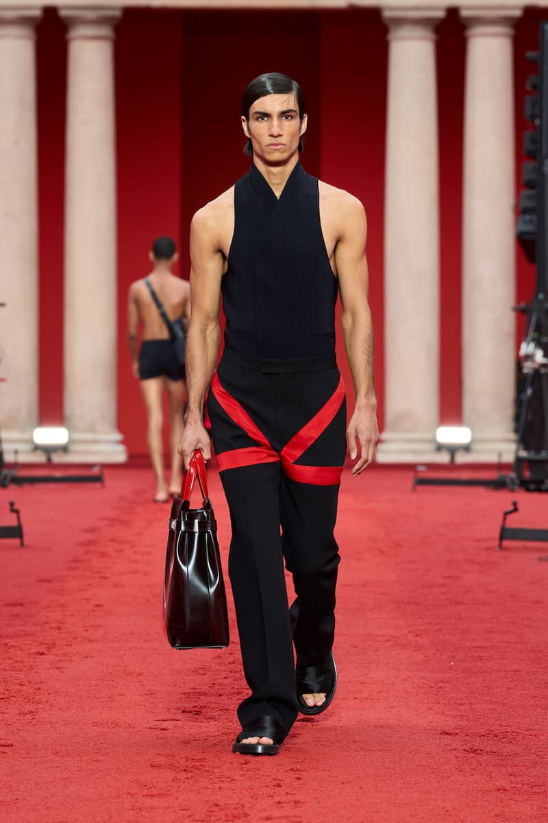 ferragamo Maximilian Davis milan mfw 2023 ss detail runway