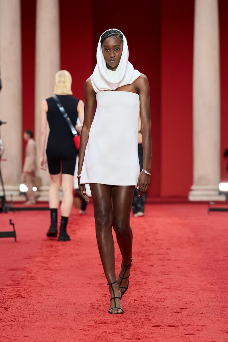 ferragamo Maximilian Davis milan mfw 2023 ss detail runway