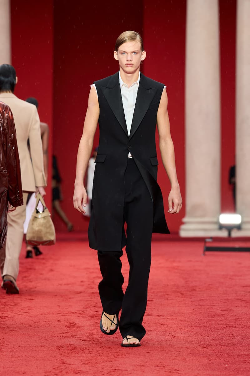 ferragamo Maximilian Davis milan mfw 2023 ss detail runway
