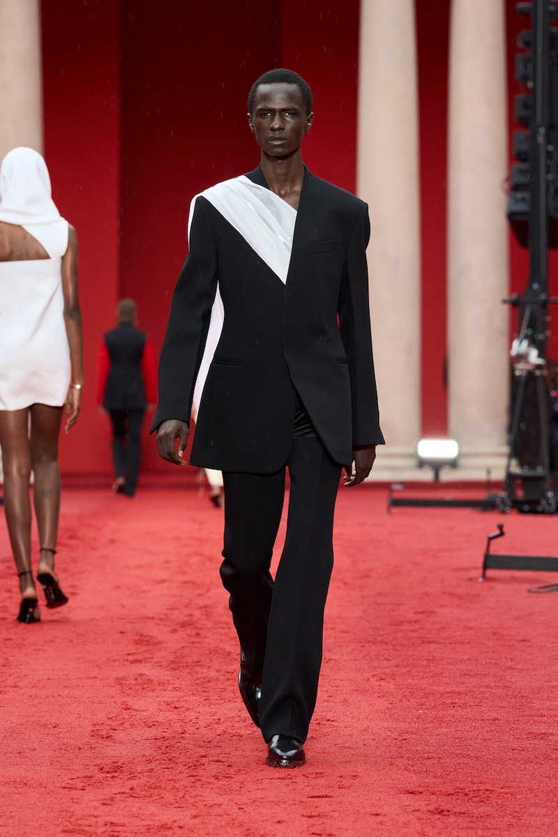 ferragamo Maximilian Davis milan mfw 2023 ss detail runway