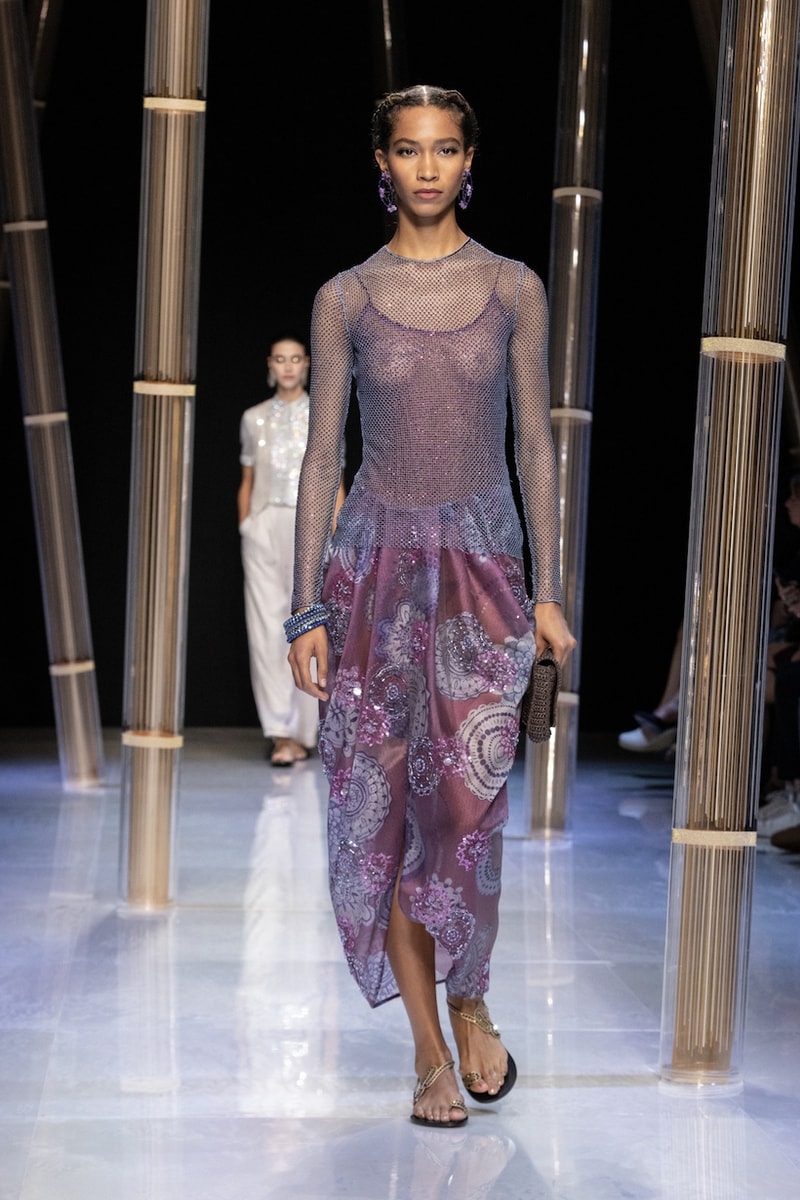 Giorgio Armani milan mfw 2022 ss runway