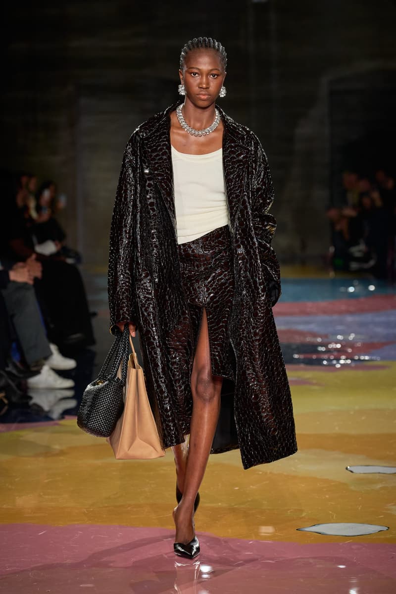 Bottega Veneta 2023SS show runway MFW