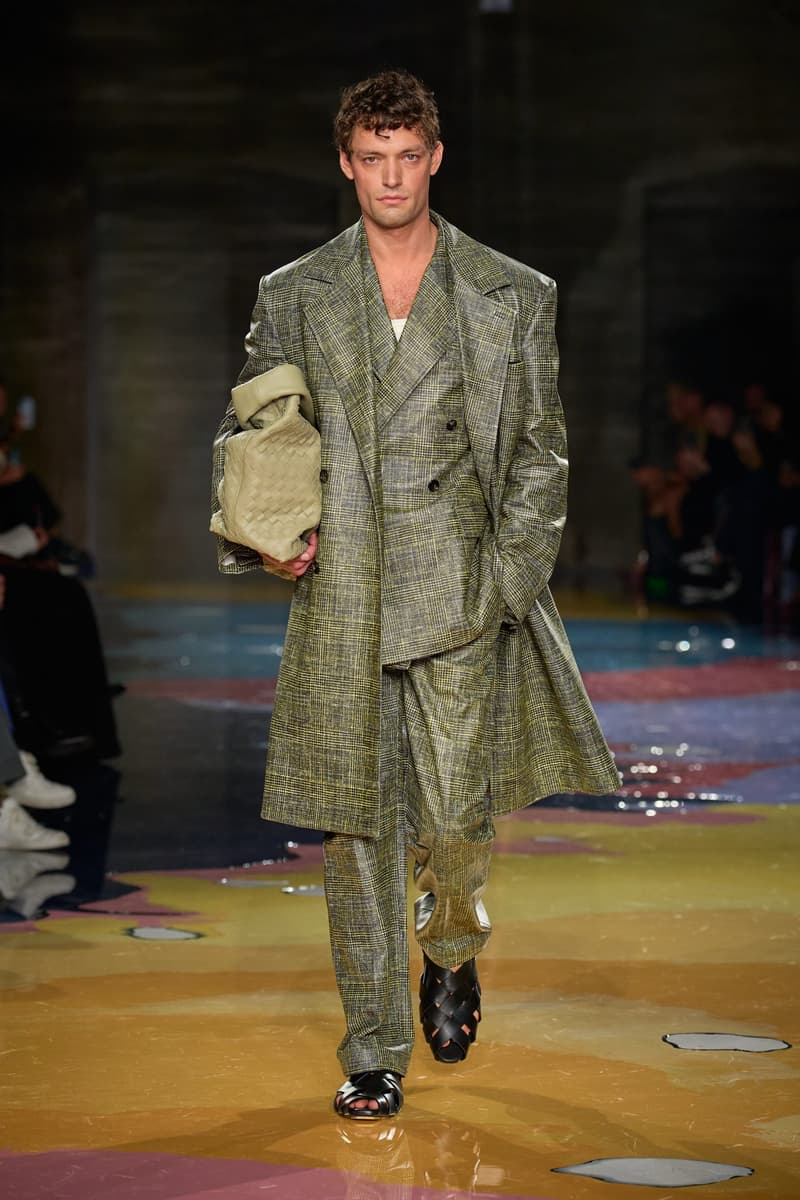 Bottega Veneta 2023SS show runway MFW