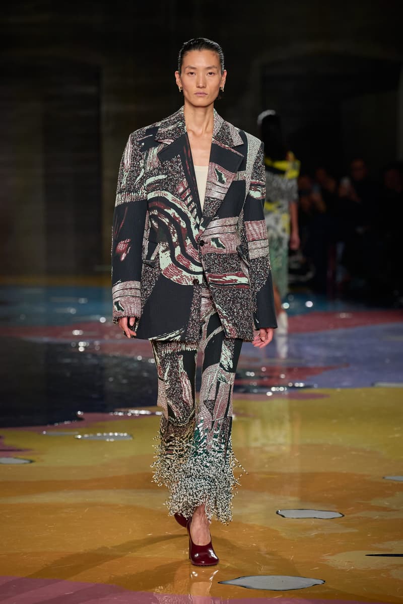 Bottega Veneta 2023SS show runway MFW