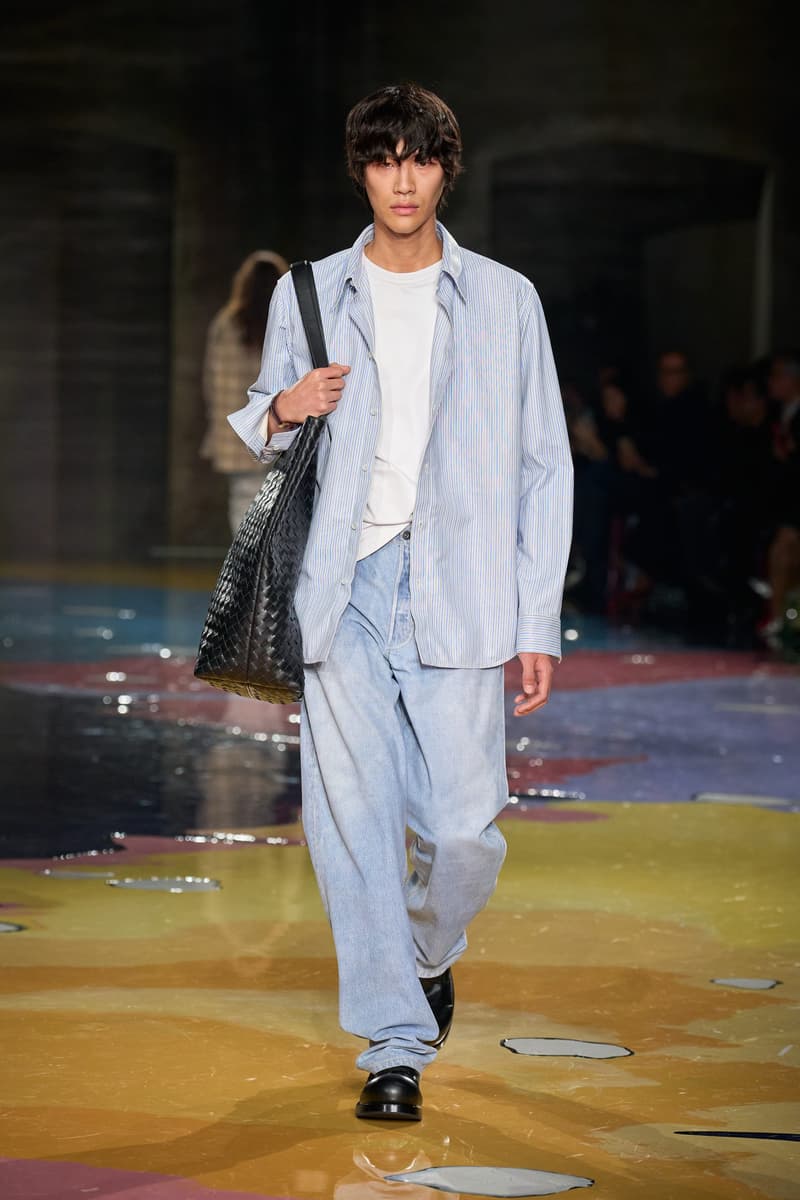 Bottega Veneta 2023SS show runway MFW