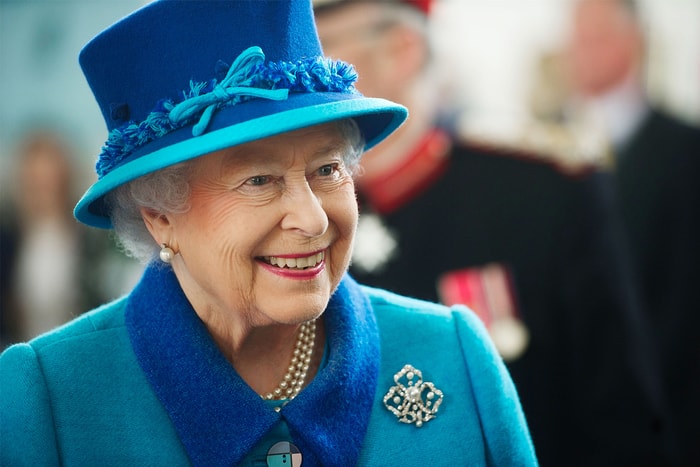一代君王的人生智慧,英女王 Queen Elizabeth II 10 句經典名言:「艱難時勇敢的人不會躺下認輸。」