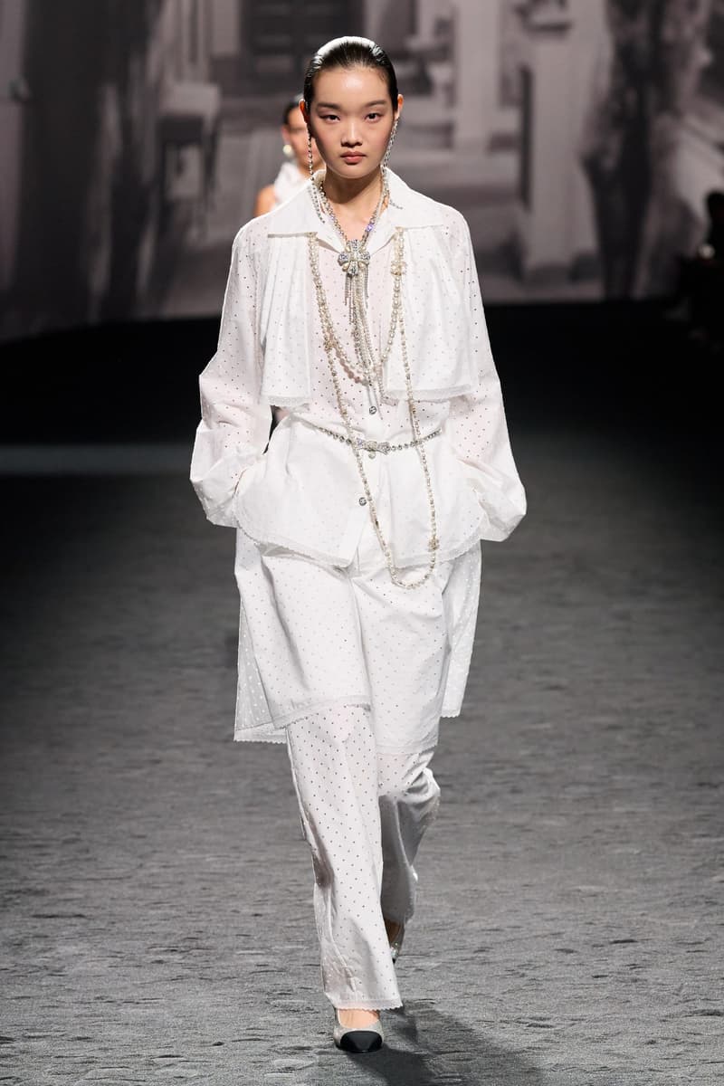 chanel 2023ss runway fashion show pfw