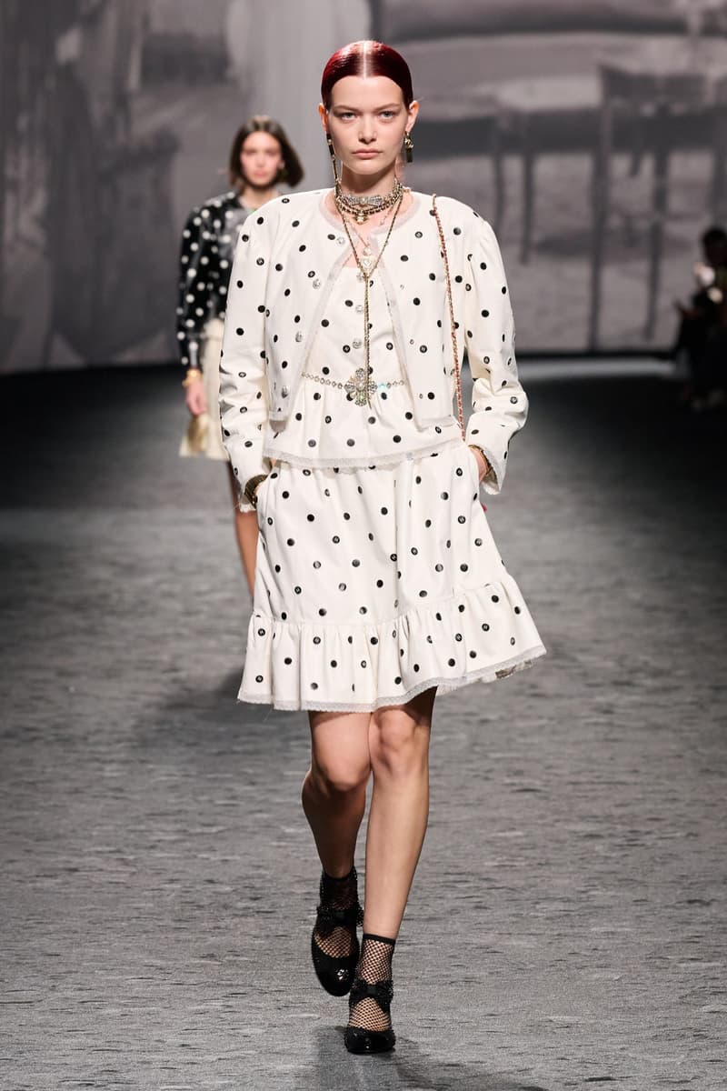 chanel 2023ss runway fashion show pfw