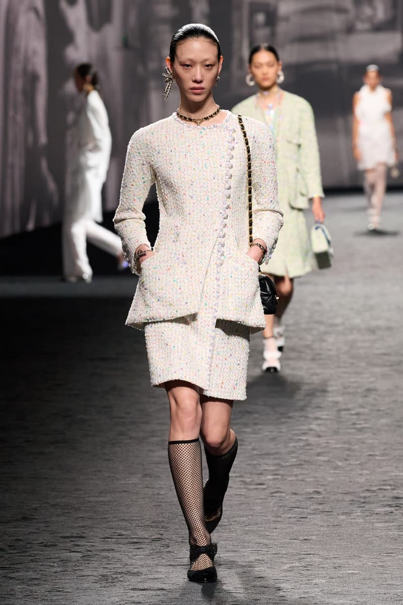 chanel 2023ss runway fashion show pfw