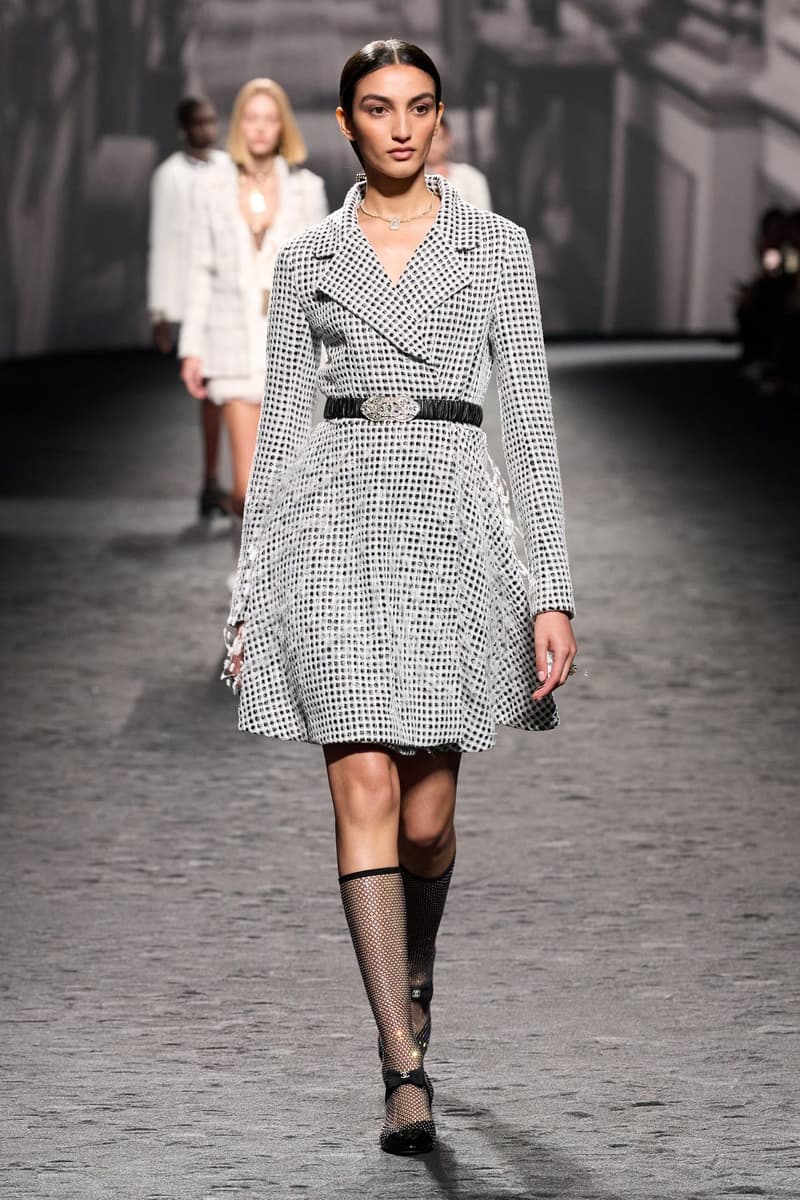 chanel 2023ss runway fashion show pfw