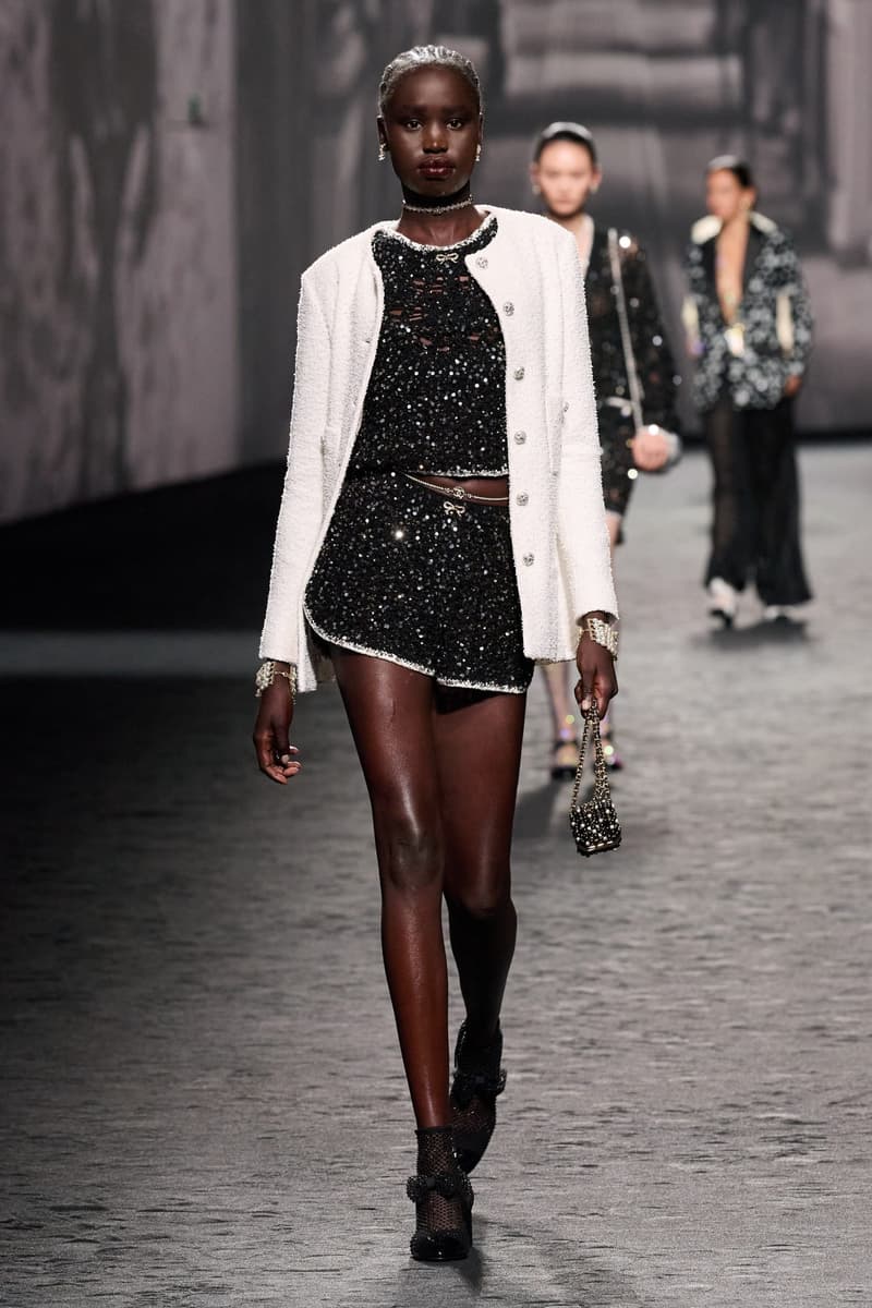chanel 2023ss runway fashion show pfw