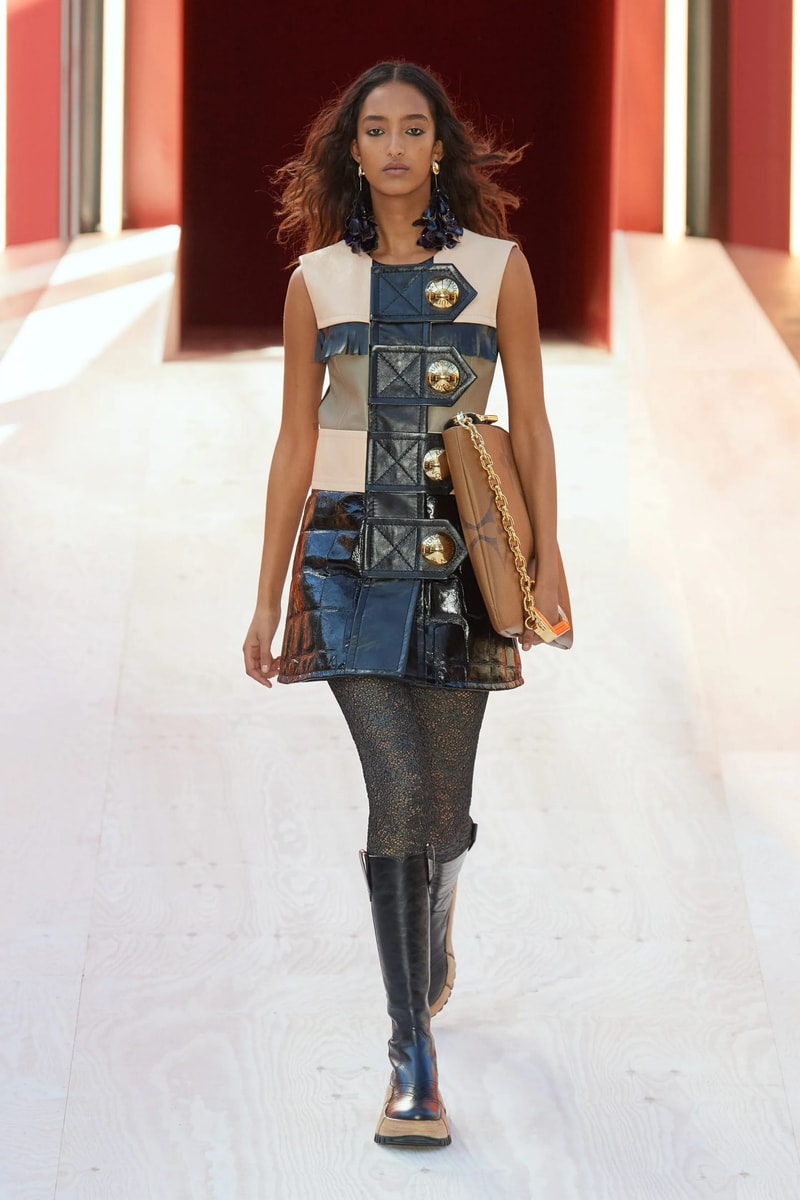 louis vuitton paris pfw runway show detail
