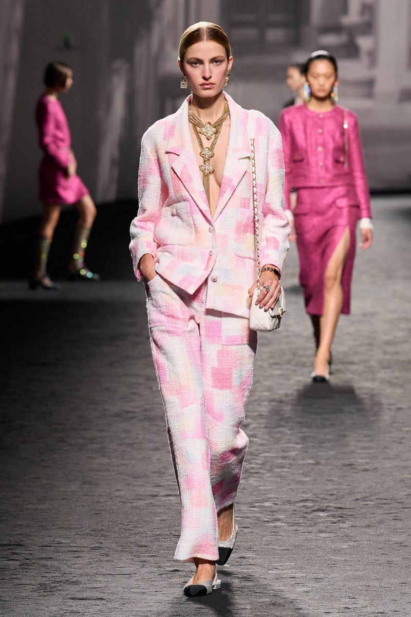 chanel 2023ss runway fashion show pfw