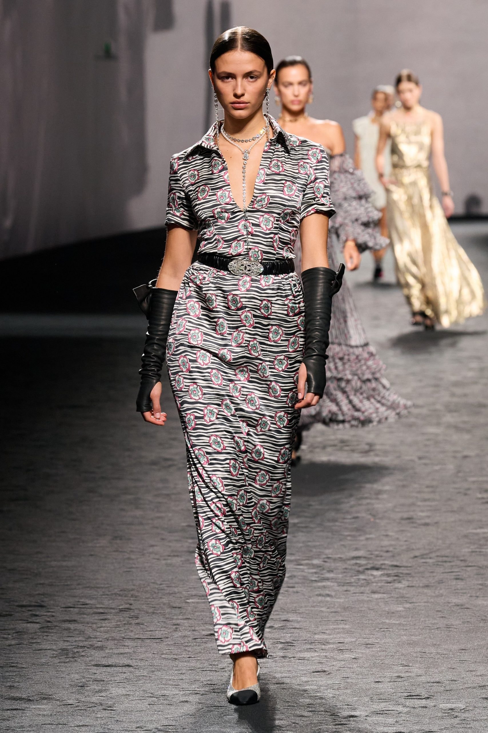chanel 2023ss runway fashion show pfw