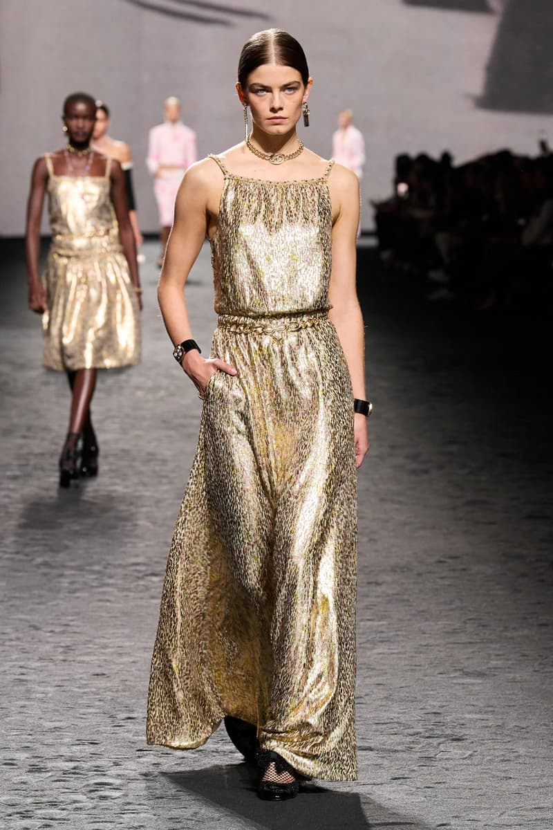 chanel 2023ss runway fashion show pfw