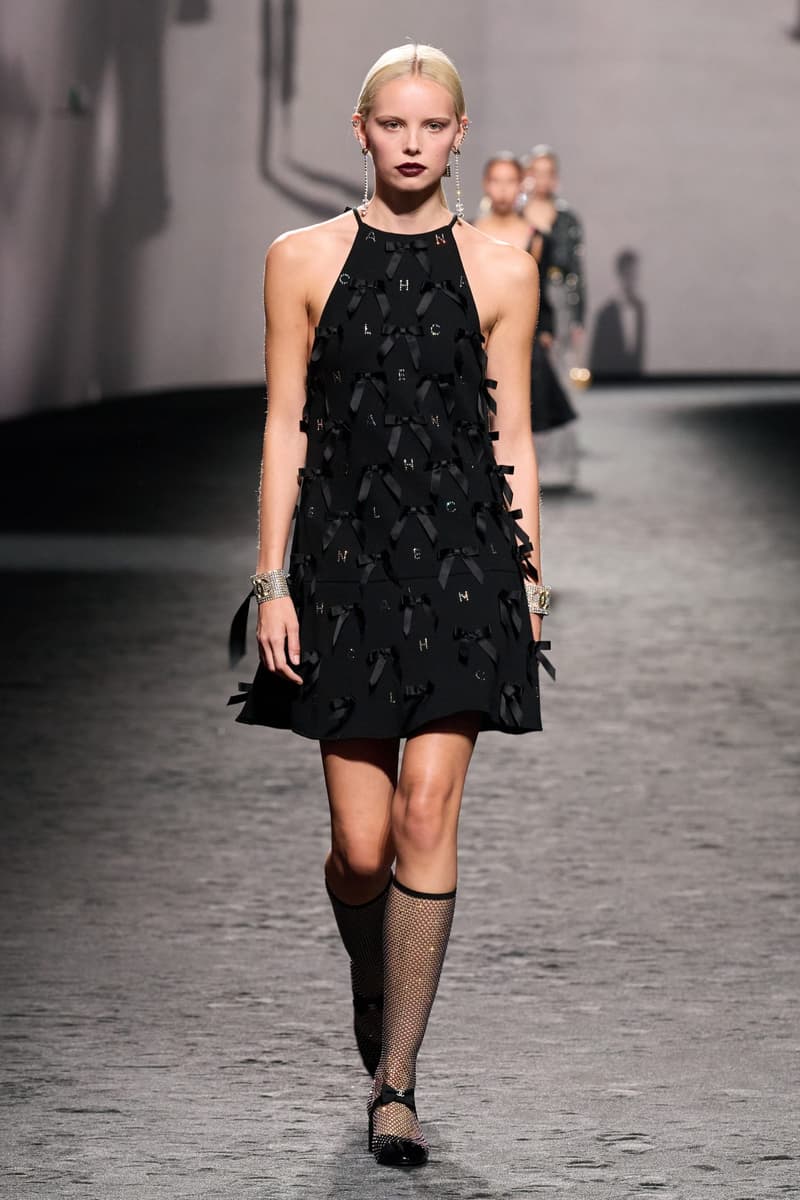 chanel 2023ss runway fashion show pfw