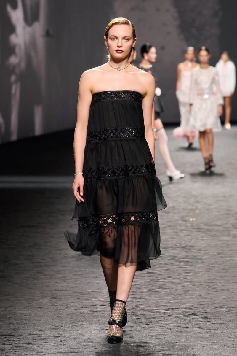 chanel 2023ss runway fashion show pfw