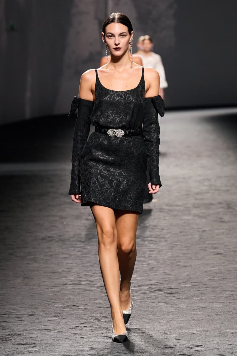 chanel 2023ss runway fashion show pfw