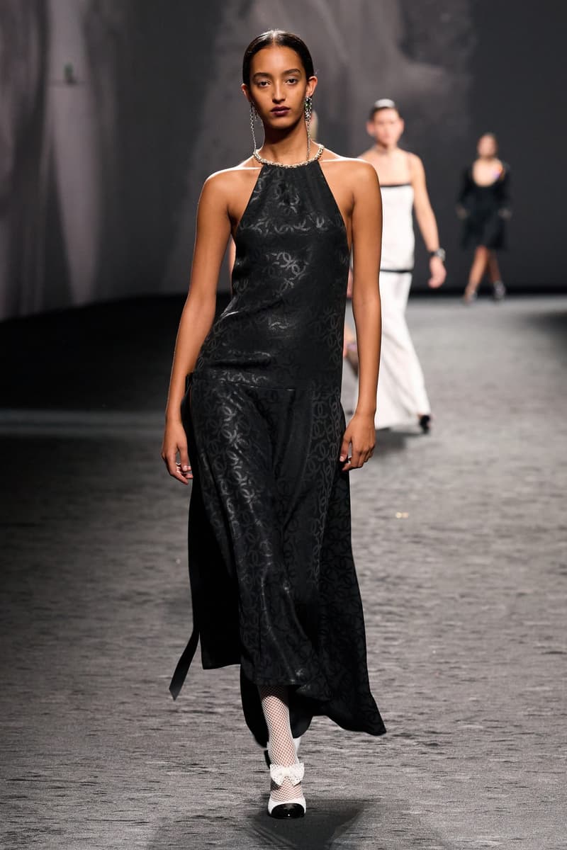 chanel 2023ss runway fashion show pfw