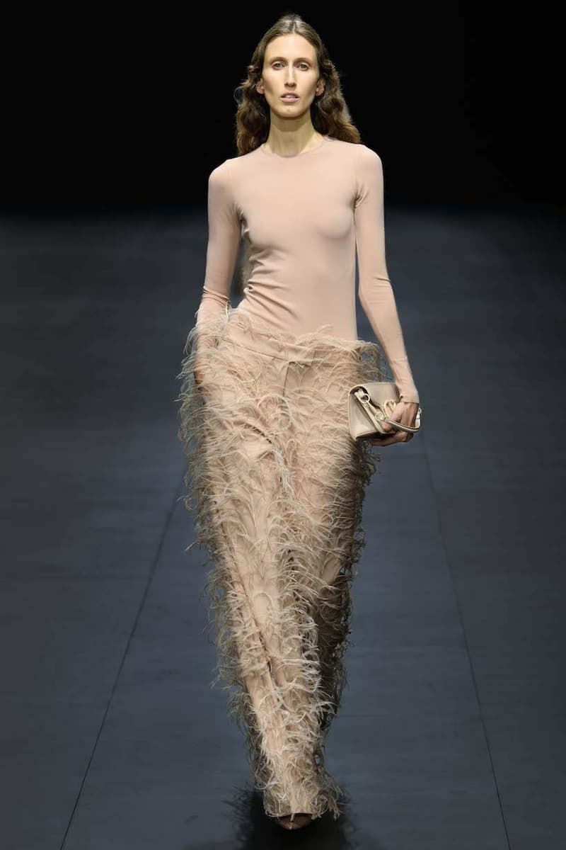 valentino paris pfw fashion week 23 ss detail concept