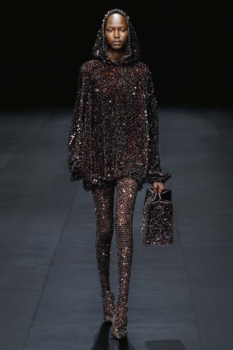 valentino paris pfw fashion week 23 ss detail concept 