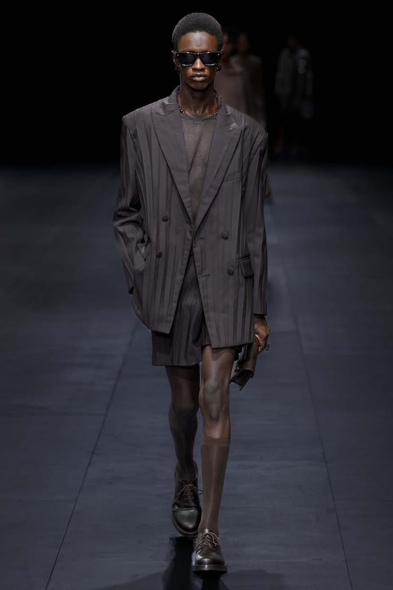 valentino paris pfw fashion week 23 ss detail concept