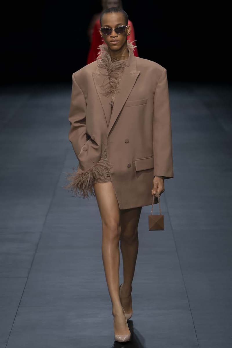 valentino paris pfw fashion week 23 ss detail concept
