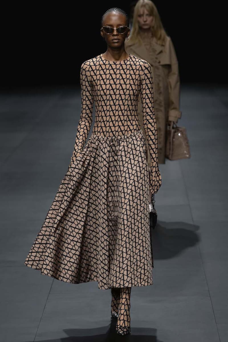 valentino paris pfw fashion week 23 ss detail concept