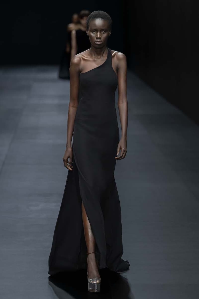 valentino paris pfw fashion week 23 ss detail concept