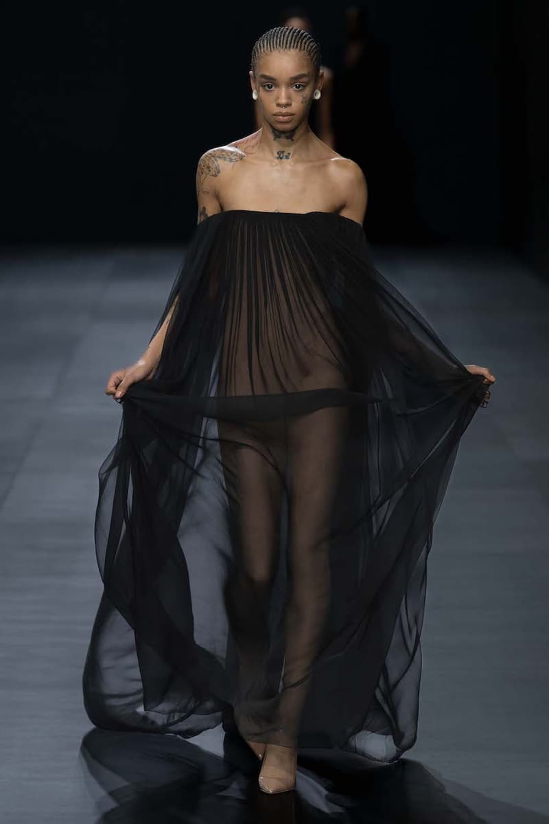valentino paris pfw fashion week 23 ss detail concept