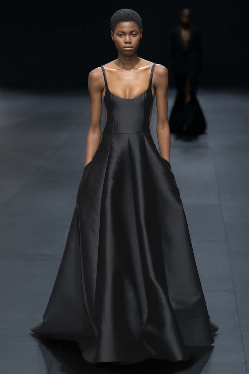 valentino paris pfw fashion week 23 ss detail concept