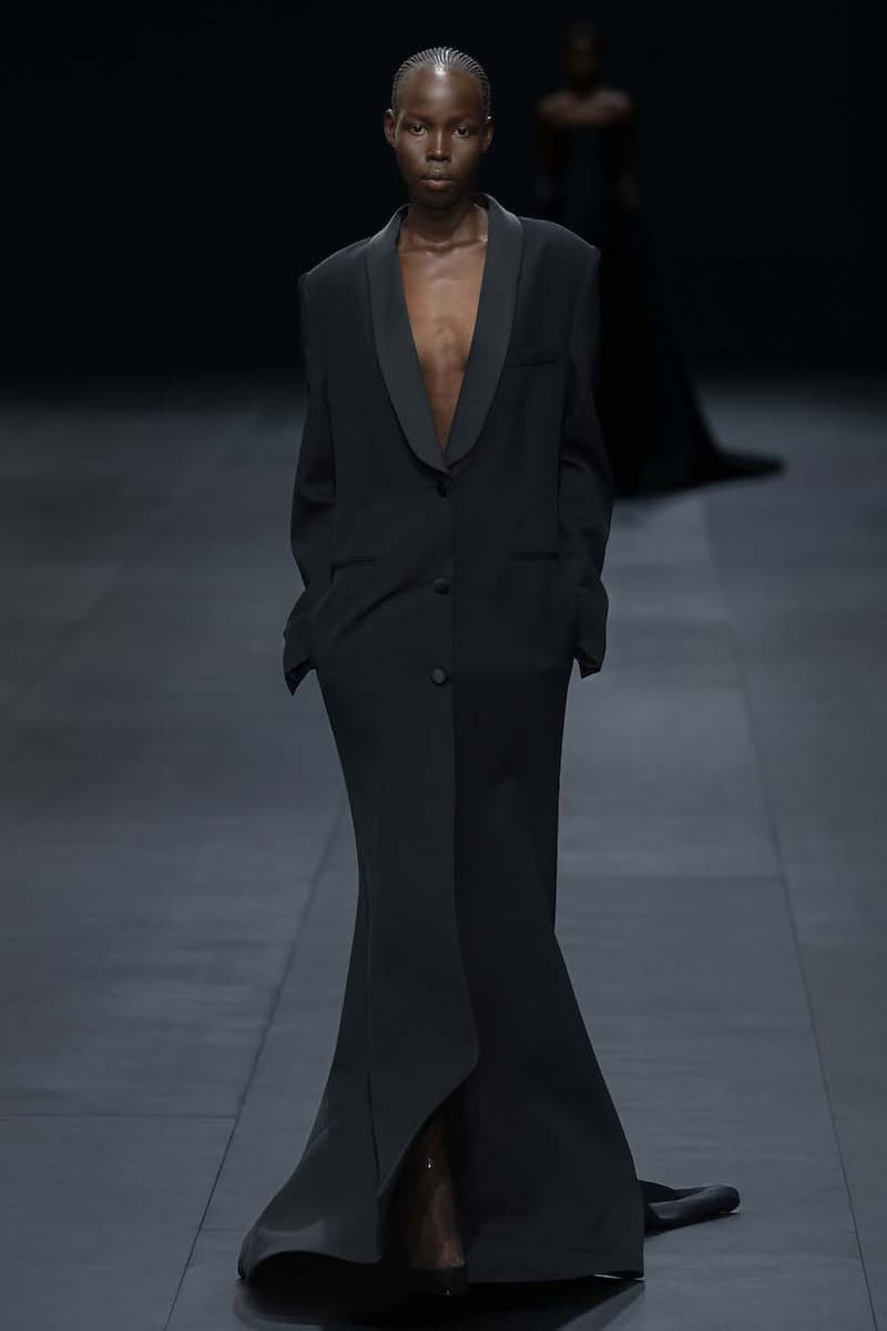 valentino paris pfw fashion week 23 ss detail concept