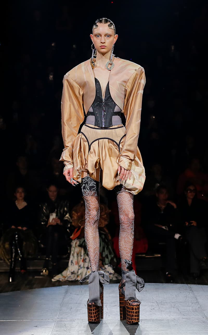 PFW Vivienne Westwood Andreas Kronthaler AK SS23 Sous le ciel de Paris