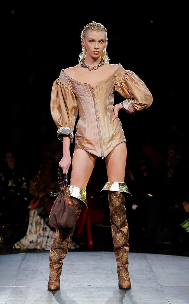 PFW Vivienne Westwood Andreas Kronthaler AK SS23 Sous le ciel de Paris