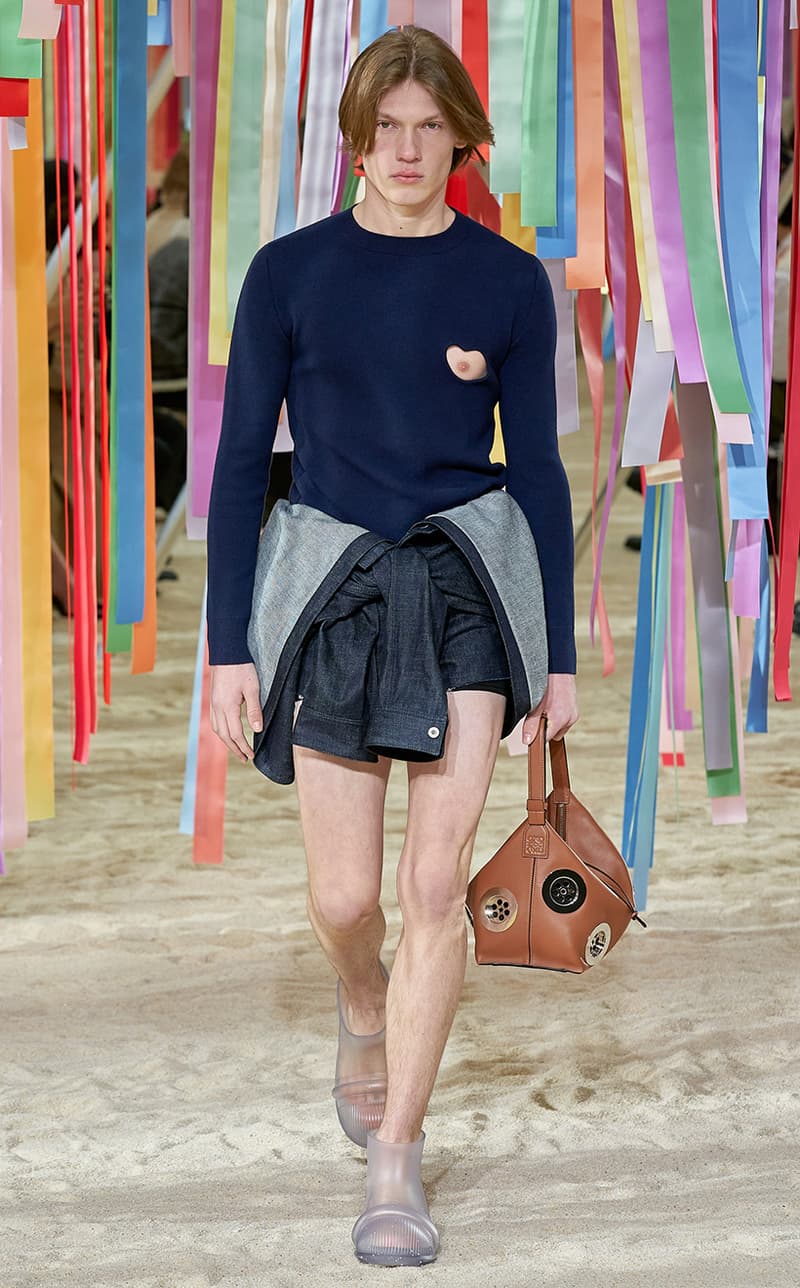 LOEWE Jonathan Anderson 2022 fw new Amazona 15 Cubi Bag