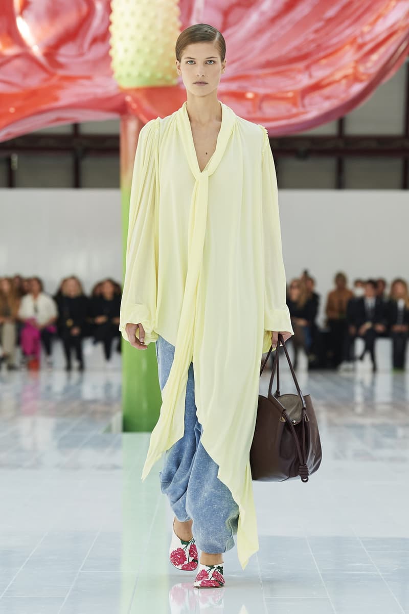 loewe 2023ss runway show pfw