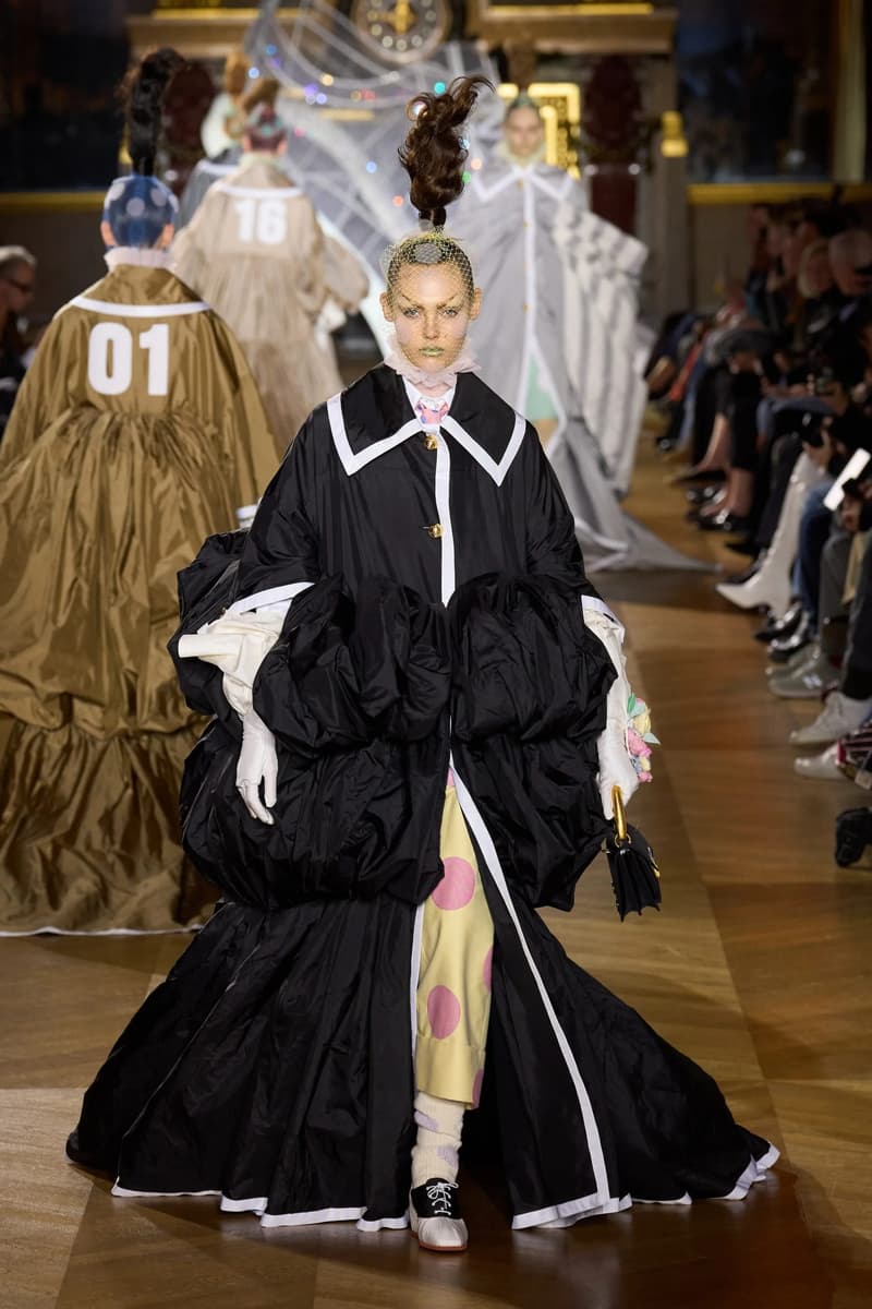 thom browne cinderella 23 ss runway detail opera