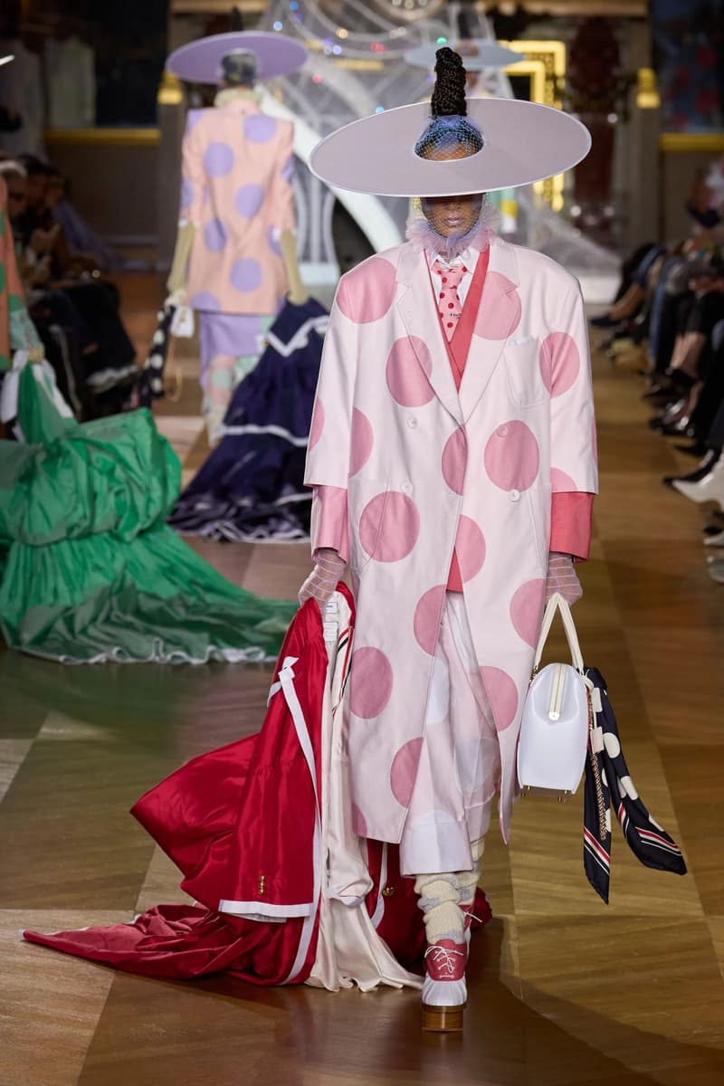 thom browne cinderella 23 ss runway detail opera