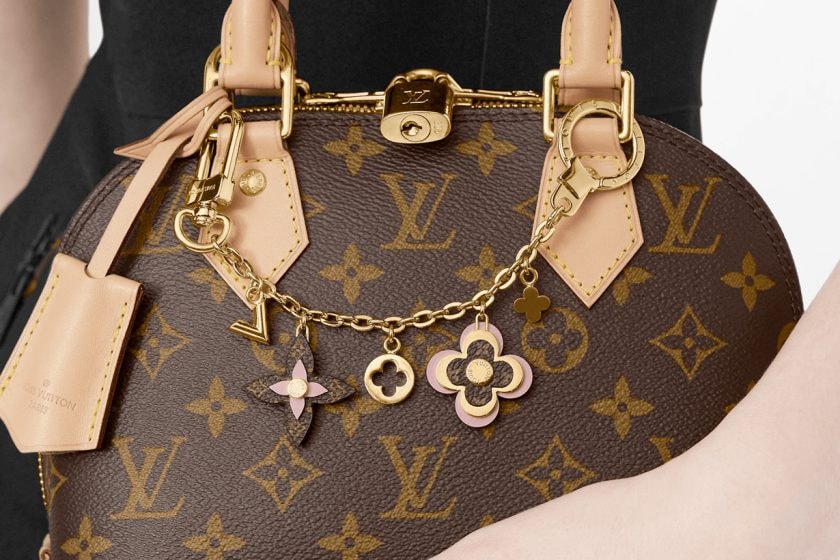 louis vuitton bag charm chains details