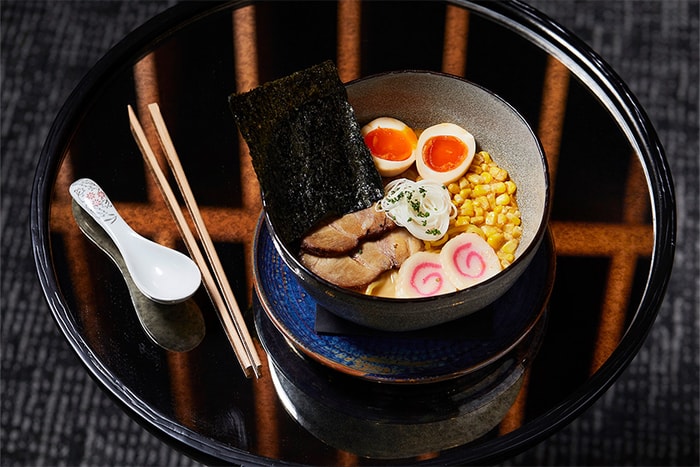 美食指南:東京排行榜穩坐頭 5 名的拉麵店,吃過一次後 100% 成為回頭客!