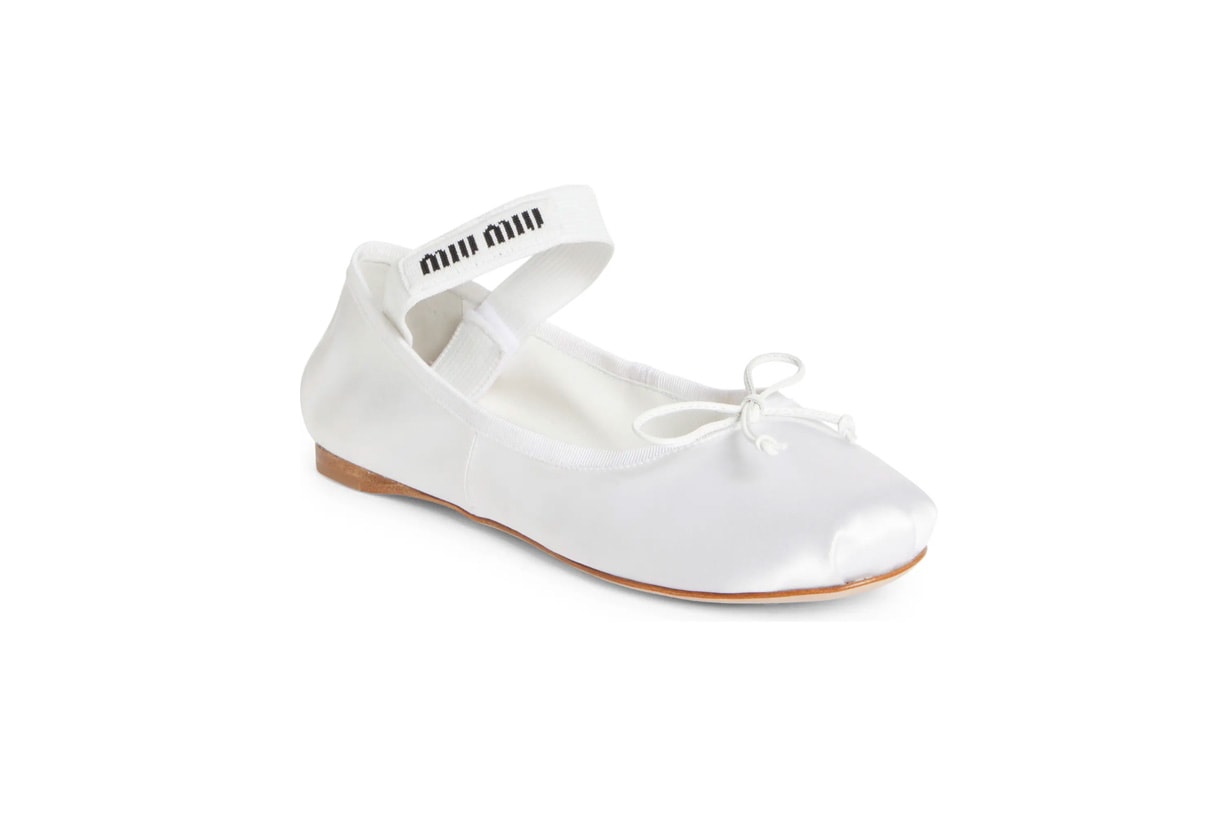 ballet flats shoe trend 2022 paris new york