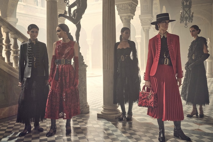 從 Dior 2023 年度假系列中精選 8 件單品,再次展現 Dior 的設計靈魂
